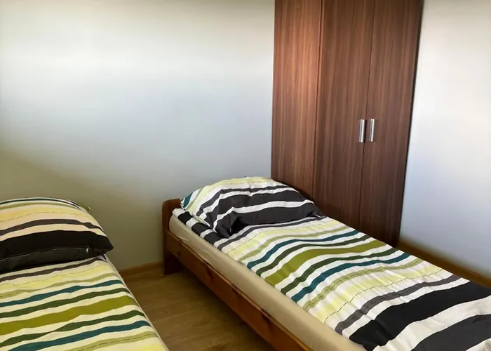 Swierkowe Wzgorze בית נופש *