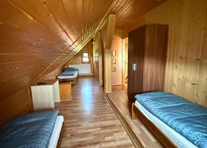 Swierkowe Wzgorze איסטבנה