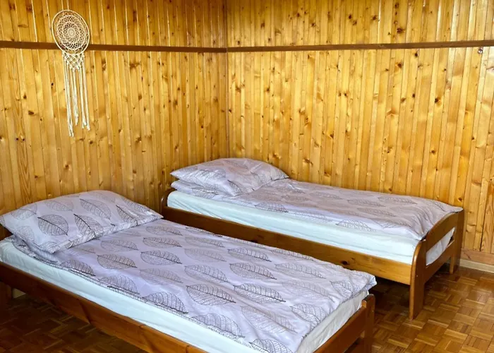 בית נופש Swierkowe Wzgorze איסטבנה