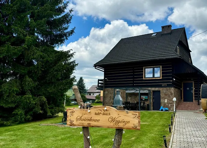 Swierkowe Wzgorze * איסטבנה